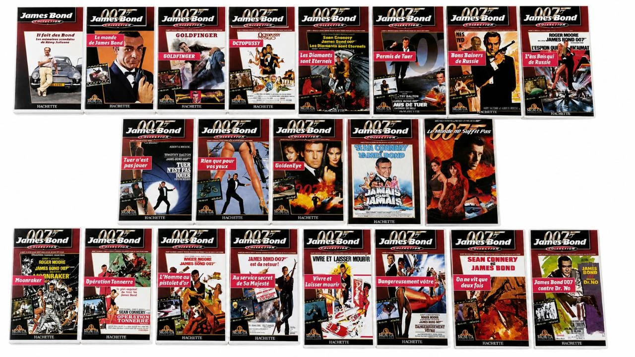 Lot 21 VHS James Bond 007